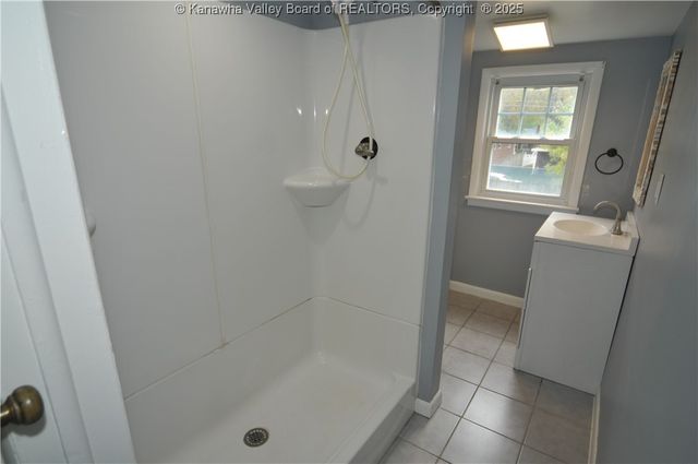 4109 Venable Avenue Se, Charleston, WV 25304