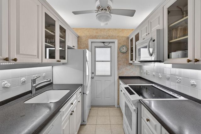 3600 N Ocean Drive 224, Singer Island, FL 33404