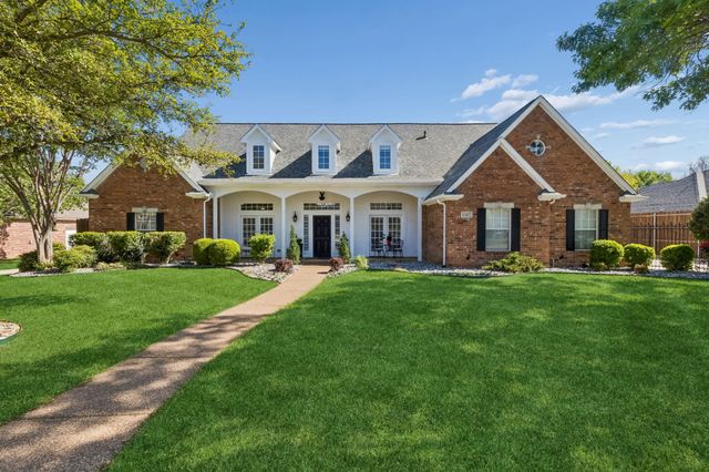 1307 Hat Creek Trail, Southlake, TX 76092