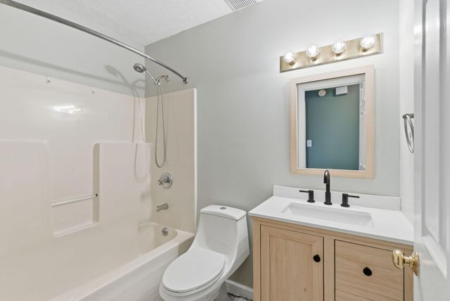 305 Williamsburg Drive, Nicholasville, KY 40356