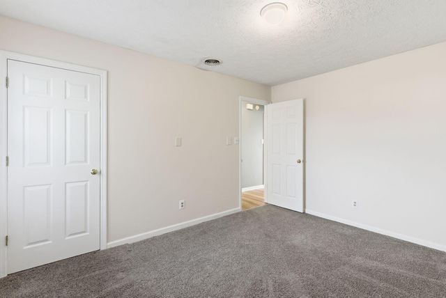 305 Williamsburg Drive, Nicholasville, KY 40356