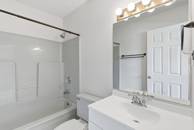 305 Williamsburg Drive, Nicholasville, KY 40356