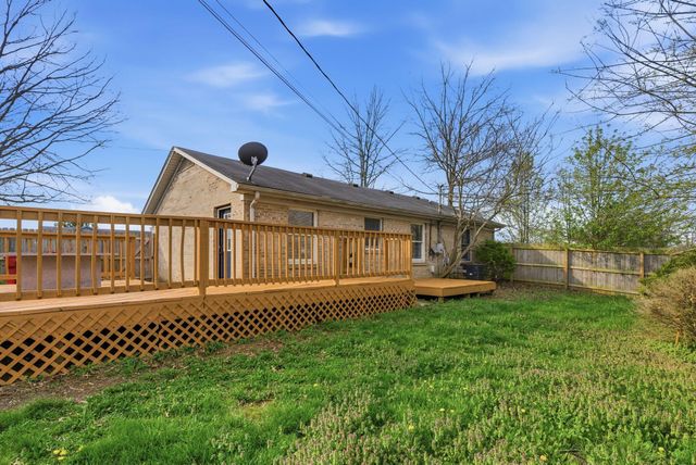 305 Williamsburg Drive, Nicholasville, KY 40356