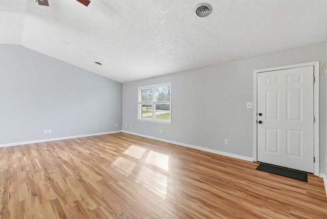 305 Williamsburg Drive, Nicholasville, KY 40356