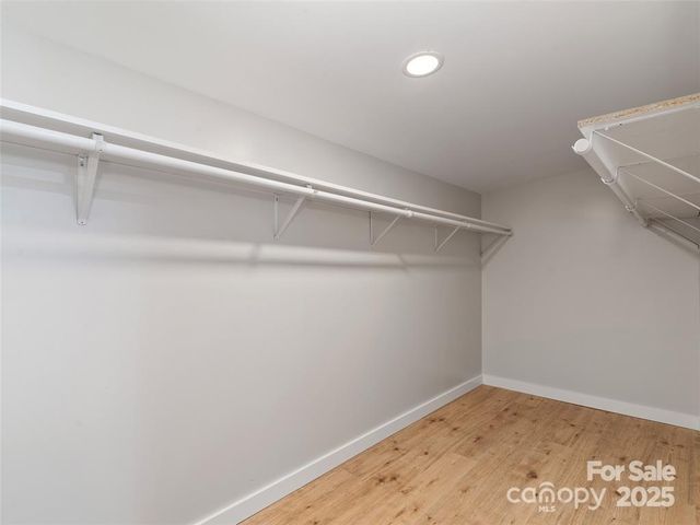 1109 S Prestonwood Drive, Hendersonville, NC 28739