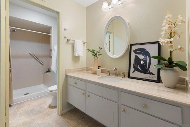 16598 Casero Rd, San Diego, CA 92128