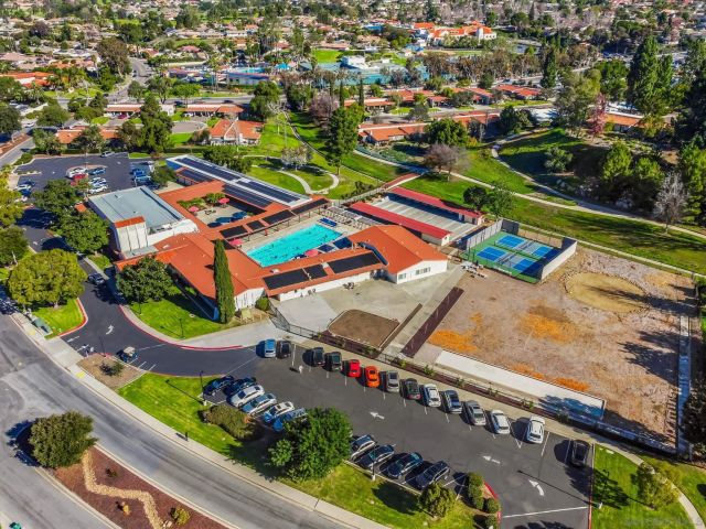 16598 Casero Rd, San Diego, CA 92128