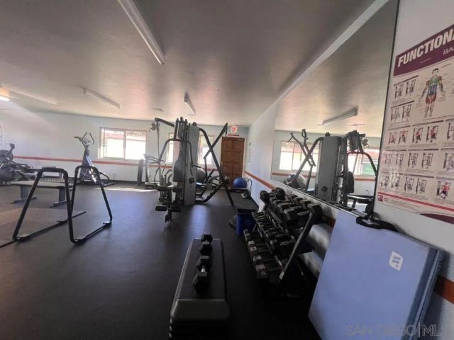 16598 Casero Rd, San Diego, CA 92128