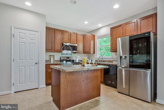 3657 BEDFORD DR, North Beach, MD 20714