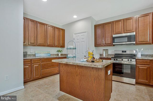 3657 BEDFORD DR, North Beach, MD 20714