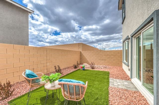 1086 Peacock Plume Street, Henderson, NV 89011