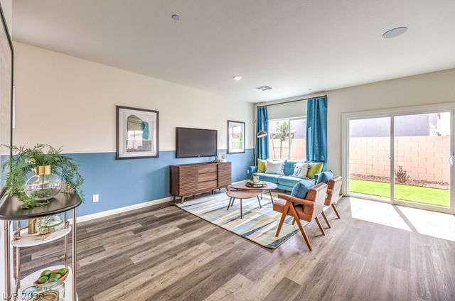 1086 Peacock Plume Street, Henderson, NV 89011