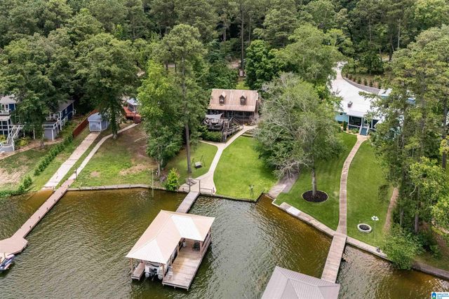 486 S LAKESHORE DRIVE, Talladega, AL 35160