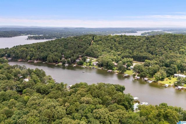 486 S LAKESHORE DRIVE, Talladega, AL 35160