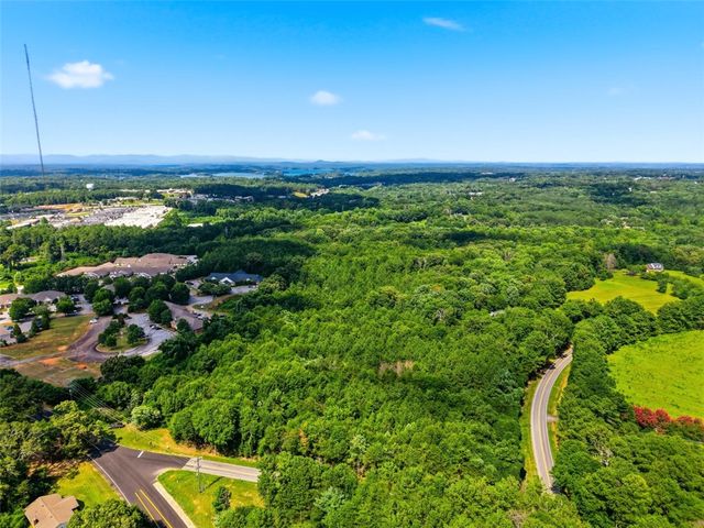 12051 N Radio Station Road, Seneca, SC 29678