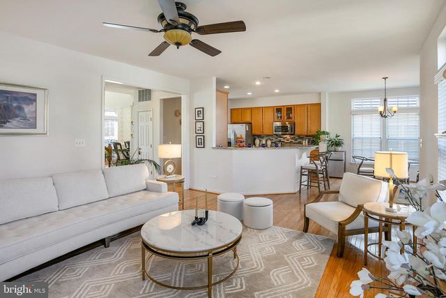 2424 FIVE FATHOM CIR, Woodbridge, VA 22191