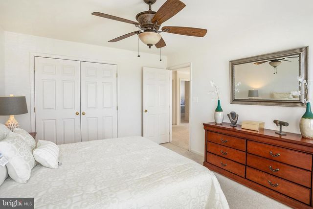 2424 FIVE FATHOM CIR, Woodbridge, VA 22191