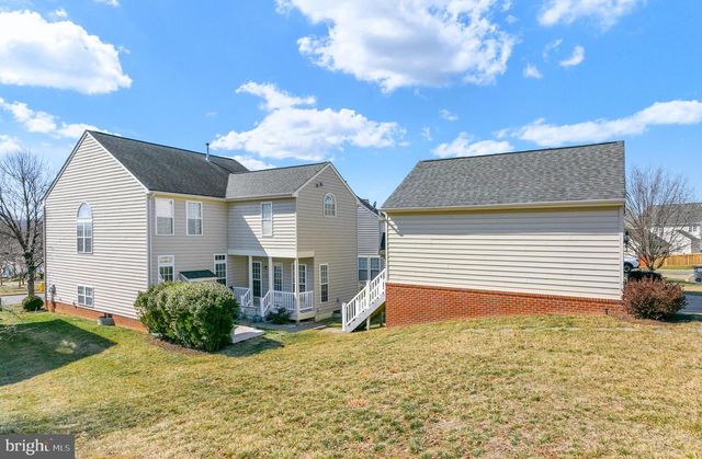 2424 FIVE FATHOM CIR, Woodbridge, VA 22191