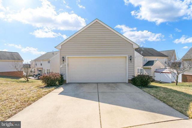 2424 FIVE FATHOM CIR, Woodbridge, VA 22191