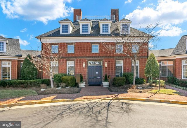 2424 FIVE FATHOM CIR, Woodbridge, VA 22191