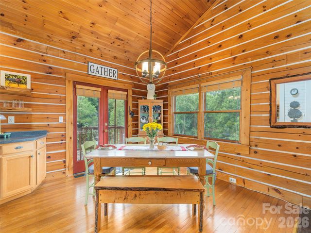 107 Tibi Lane, Waynesville, NC 28785