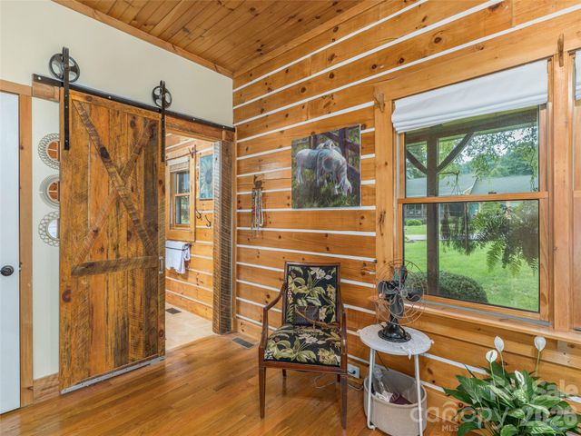 107 Tibi Lane, Waynesville, NC 28785