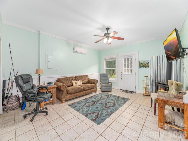 107 Tibi Lane, Waynesville, NC 28785