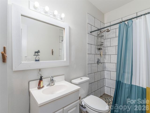 107 Tibi Lane, Waynesville, NC 28785