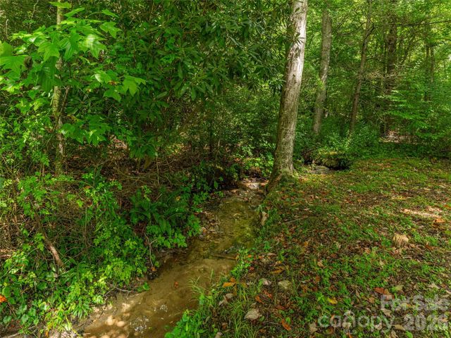 107 Tibi Lane, Waynesville, NC 28785