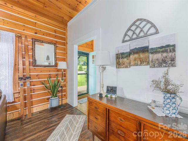 107 Tibi Lane, Waynesville, NC 28785