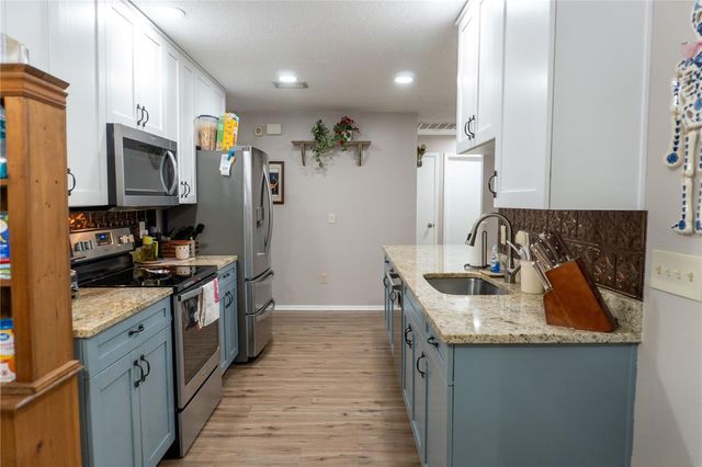 27729 GREEN WILLOW RUN, Wesley Chapel, FL 33544