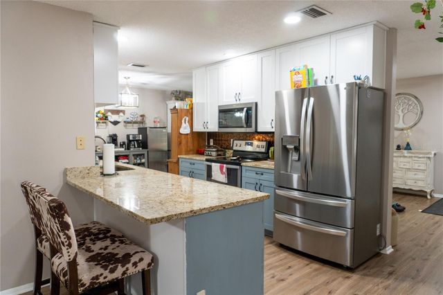 27729 GREEN WILLOW RUN, Wesley Chapel, FL 33544