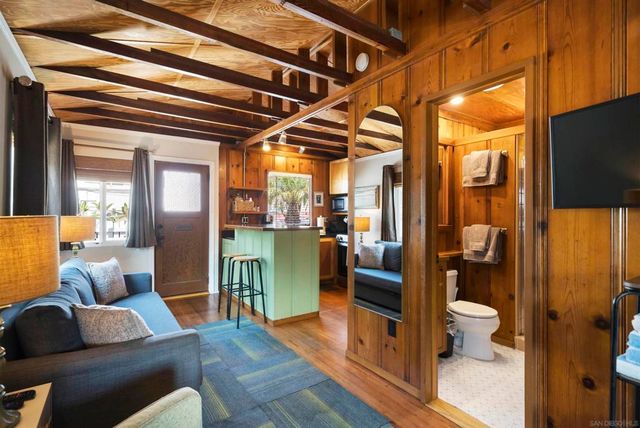 5123 Lotus St, San Diego, CA 92107