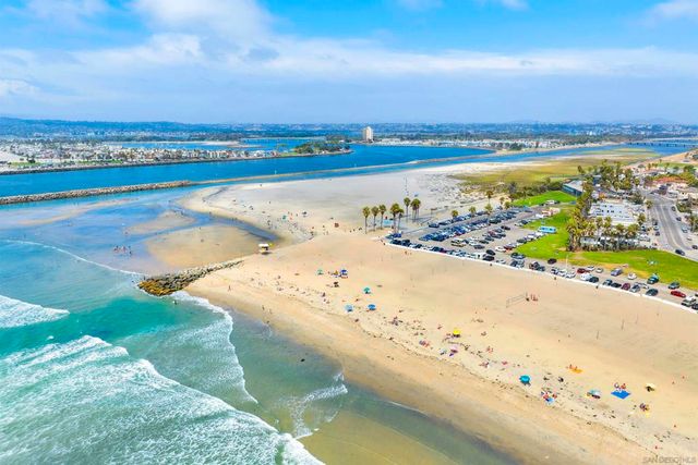 5123 Lotus St, San Diego, CA 92107