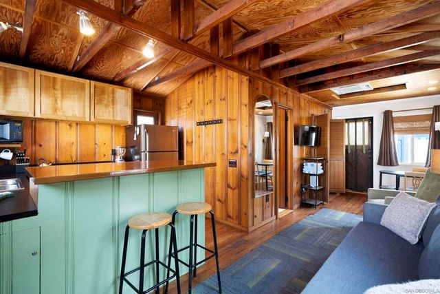 5123 Lotus St, San Diego, CA 92107