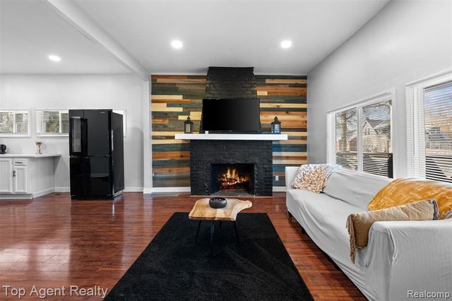 16602 Monica Street, Detroit, MI 48221