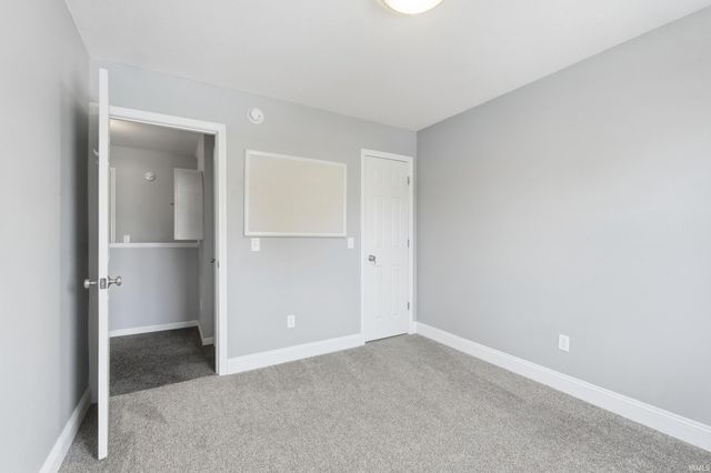 1603 Bear Claw Lane, Fort Wayne, IN 46845