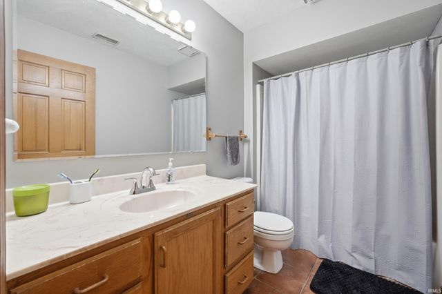 5117 Larekit Lane, Fort Wayne, IN 46804