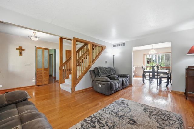 5117 Larekit Lane, Fort Wayne, IN 46804