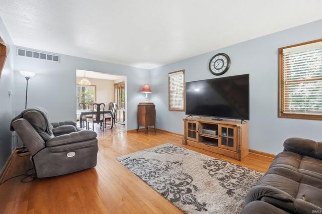 5117 Larekit Lane, Fort Wayne, IN 46804