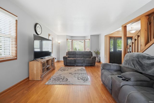 5117 Larekit Lane, Fort Wayne, IN 46804