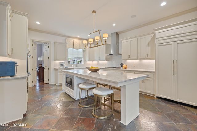 115 Flagstone Court, Lafayette, LA 70503