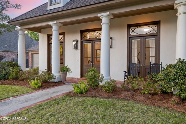 115 Flagstone Court, Lafayette, LA 70503