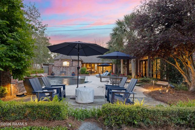 115 Flagstone Court, Lafayette, LA 70503