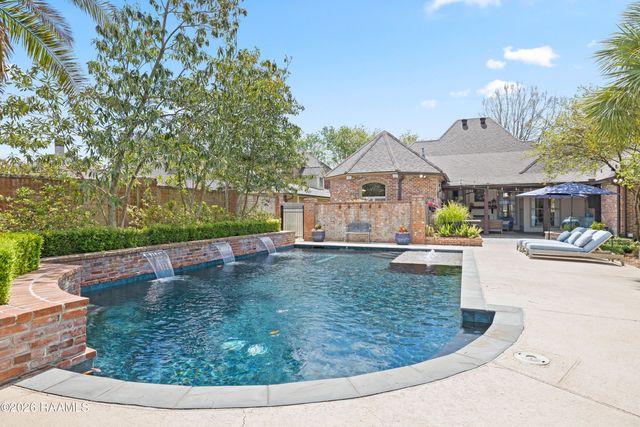 115 Flagstone Court, Lafayette, LA 70503