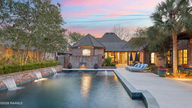 115 Flagstone Court, Lafayette, LA 70503