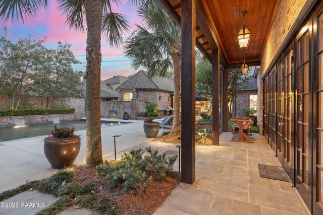 115 Flagstone Court, Lafayette, LA 70503