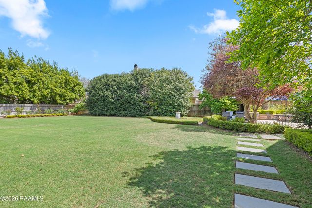115 Flagstone Court, Lafayette, LA 70503