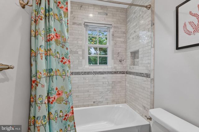 915 N OVERLOOK DR, Alexandria, VA 22305