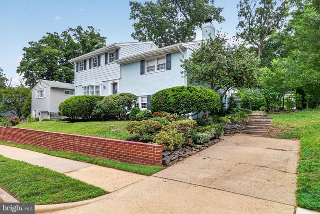915 N OVERLOOK DR, Alexandria, VA 22305